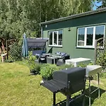 Nowy Z Podgrzewanym Basenem Na Wylacznosc Дом отдыха *