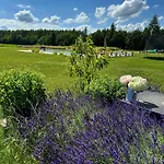 Nowy Z Podgrzewanym Basenem Na Wylacznosc Бранево