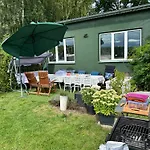 Nowy Z Podgrzewanym Basenem Na Wylacznosc Бранево