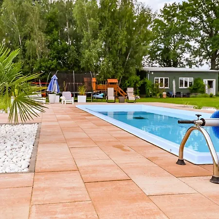 Nowy Z Podgrzewanym Basenem Na Wylacznosc * Бранево