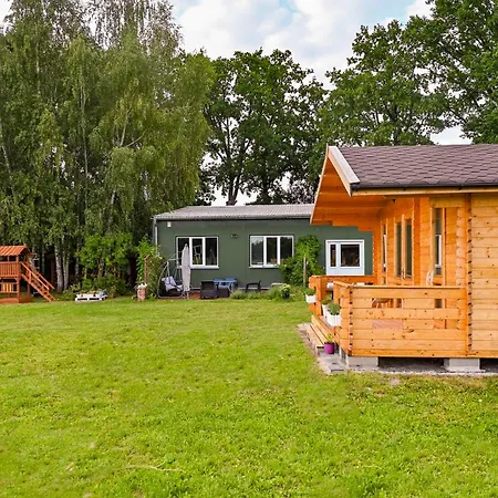 Дом отдыха Nowy Z Podgrzewanym Basenem Na Wylacznosc Бранево