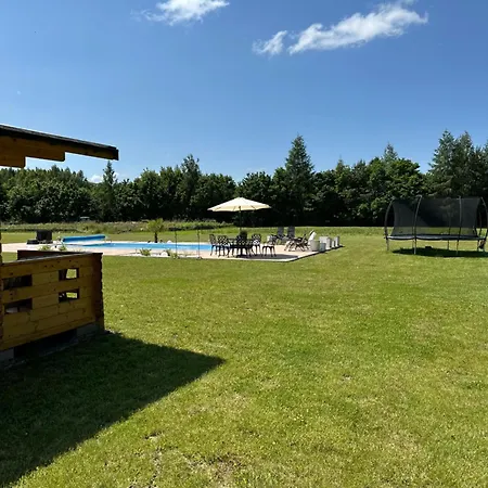 Holiday home Z Podgrzewanym Basenem Braniewo