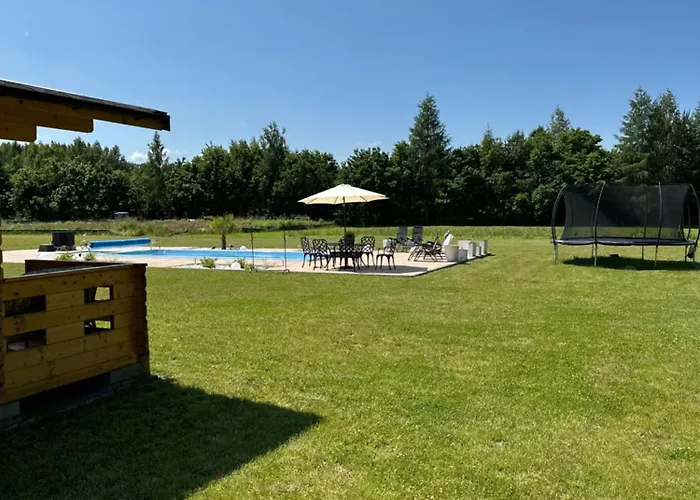 Дом отдыха Nowy Z Podgrzewanym Basenem Na Wylacznosc Бранево